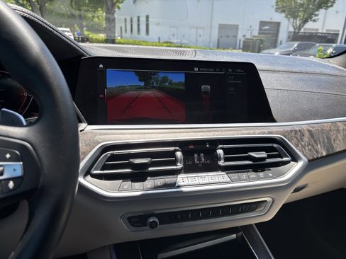 Used 2022 BMW X5 sDrive40i w/ Premium Package RWD image 30