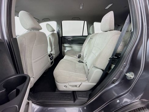 Used 2021 Honda Pilot EX image 22
