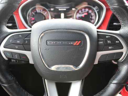 Used 2016 Dodge Challenger R/T Scat Pack RWD image 15