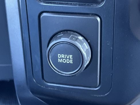 Certified 2023 Ford F150 XLT image 8