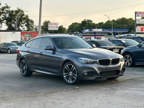 Used 2018 BMW 330i Gran Turismo xDrive AWD/4WD image 3