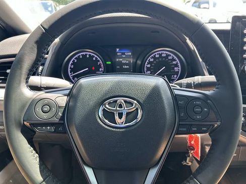 Used 2023 Toyota Camry SE FWD image 23