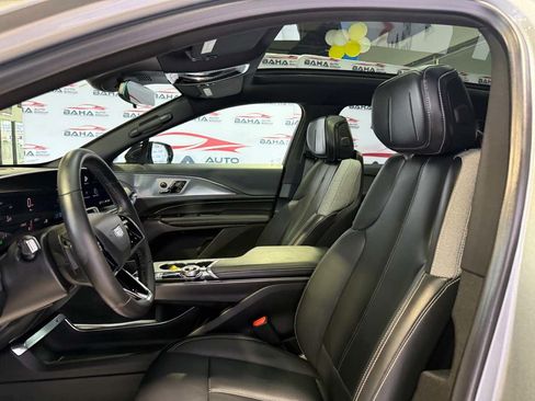 Used 2024 Cadillac Lyriq Tech AWD/4WD image 34
