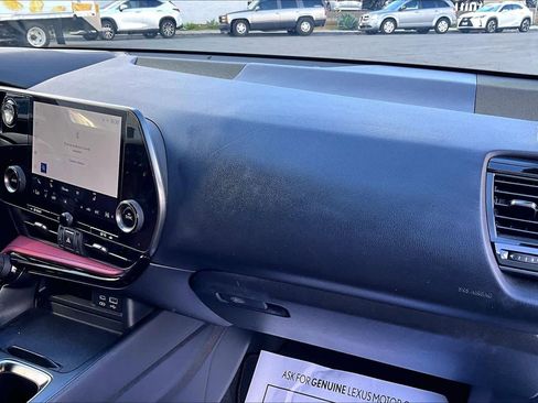 Used 2022 Lexus NX 350 AWD image 18