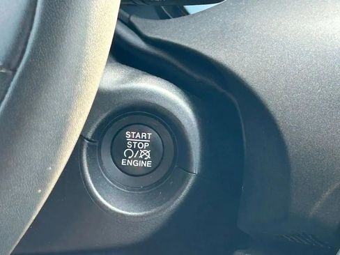 Used 2016 FIAT 500X Trekking image 26