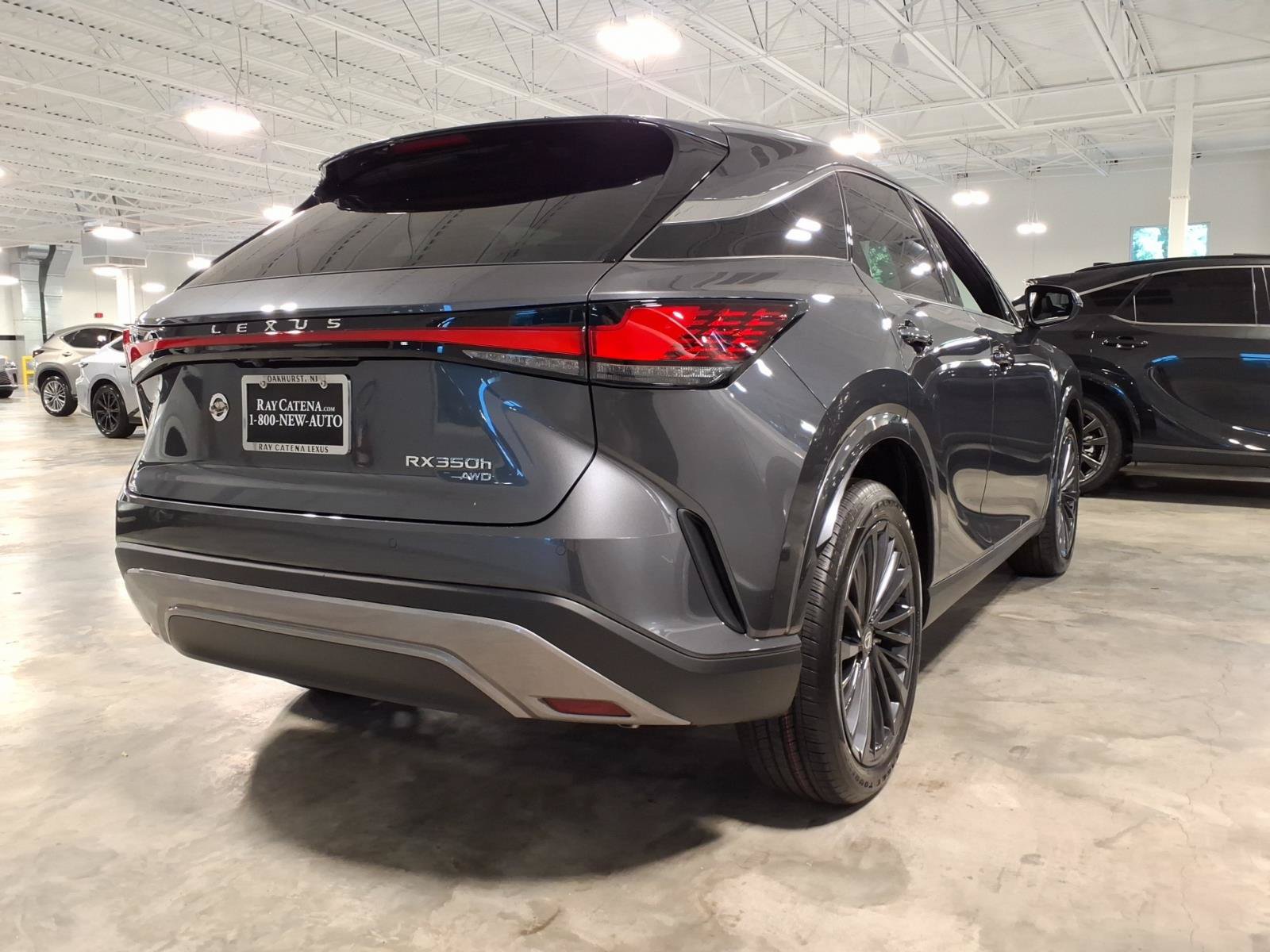 New 2026 Lexus RX 350h AWD/4WD image 16