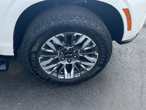 Used 2025 Chevrolet Tahoe Z71 image 33