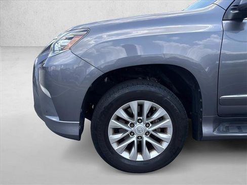 Used 2018 Lexus GX 460 Premium w/ Premium Package AWD/4WD image 26