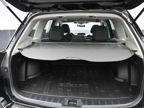 Used 2024 Subaru Forester Premium AWD/4WD image 35