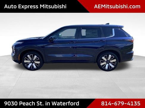 New 2026 Mitsubishi Outlander SEL image 4