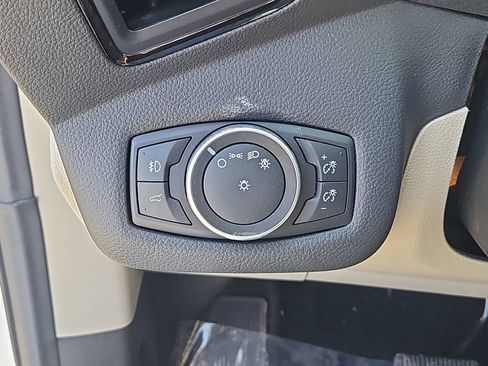 Used 2018 Ford Escape SEL AWD/4WD image 18