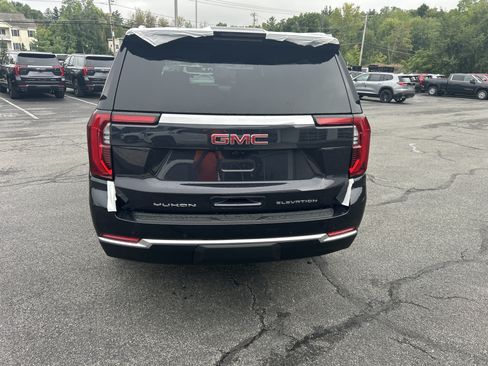 New 2026 GMC Yukon XL Elevation w/ Elevation Premium Package AWD/4WD image 8