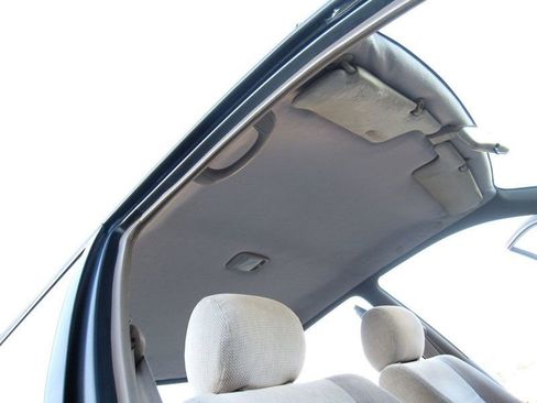 Used 1997 Toyota Corolla DX image 25