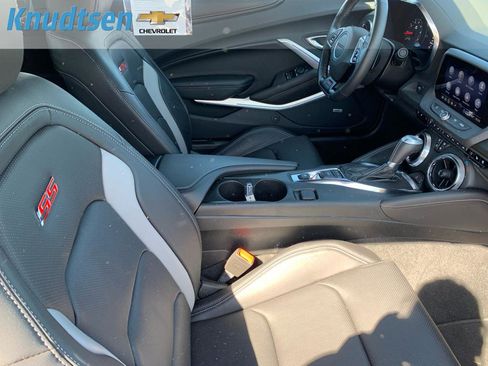 Used 2023 Chevrolet Camaro SS RWD image 13