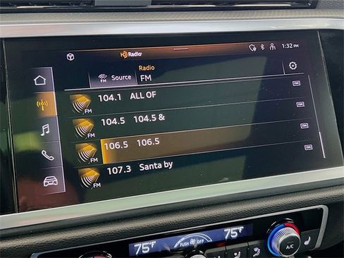 Used 2025 Audi Q3 2.0T Premium image 10