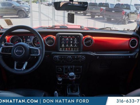 Used 2018 Jeep Wrangler Unlimited Rubicon AWD/4WD image 4
