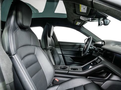 Certified 2024 Porsche Taycan GTS image 24