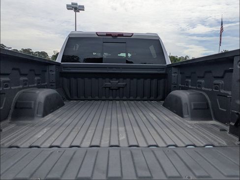 Used 2026 Chevrolet Silverado 1500 ZR2 AWD/4WD image 14