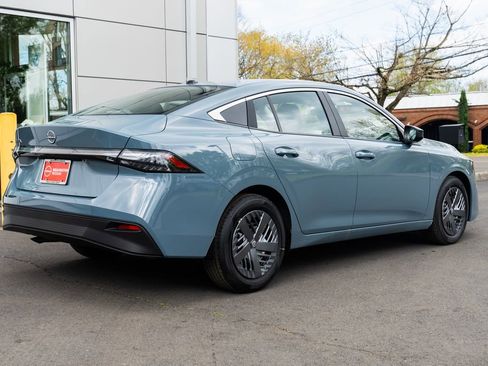 New 2026 Nissan Sentra SV FWD image 6