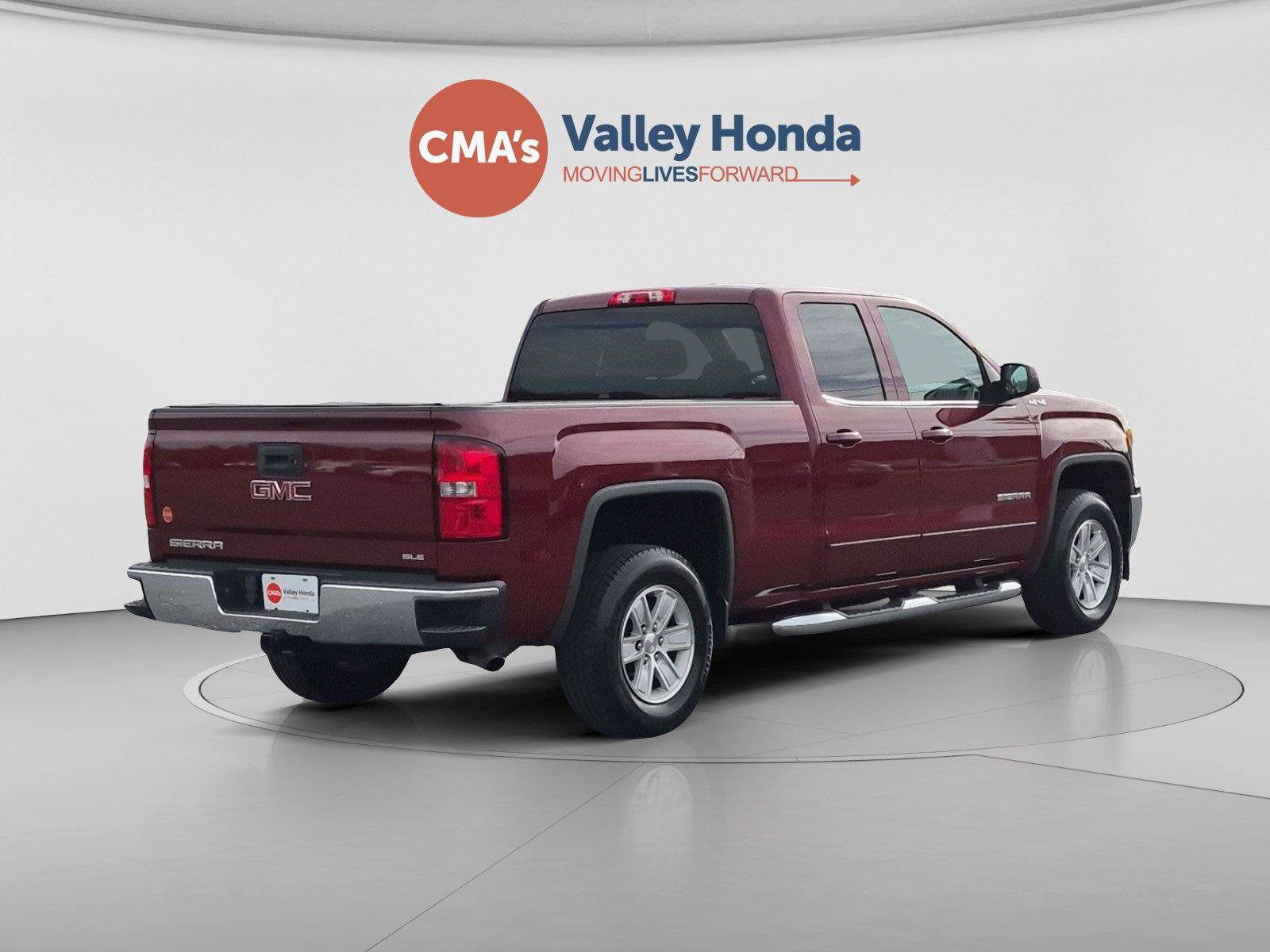 Used 2015 GMC Sierra 1500 SLE w/ SLE Value Package AWD/4WD image 5