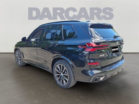 Certified 2025 BMW X5 xDrive40i w/ M Sport Package AWD/4WD image 4