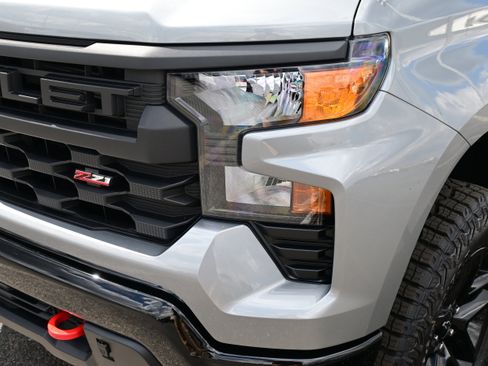 New 2026 Chevrolet Silverado 1500 Custom Trail Boss AWD/4WD image 16