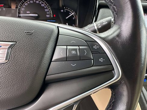 Used 2019 Cadillac XT5 Premium Luxury AWD/4WD image 14