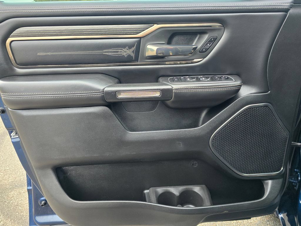 Used 2020 RAM 1500 Limited AWD/4WD image 12