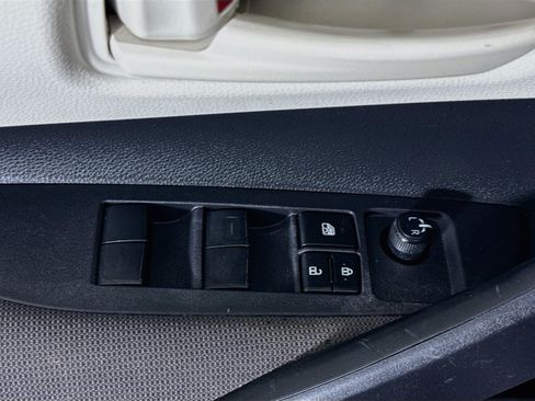 Used 2023 Toyota Corolla LE FWD image 23