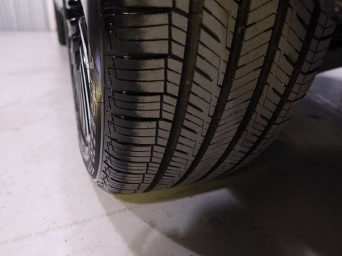 Used 2020 Lincoln Navigator Black Label w/ Cargo Convenience Package image 44