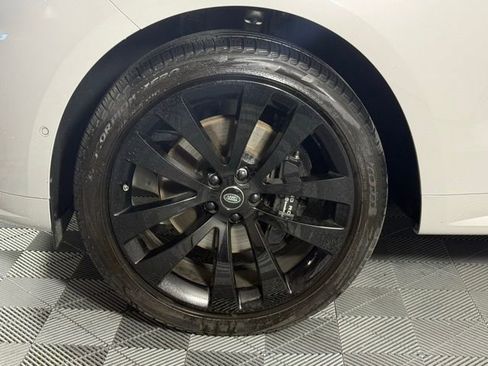 Used 2023 Land Rover Range Rover Sport SE Dynamic image 13