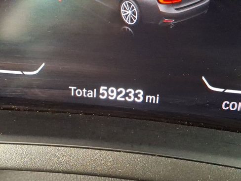 Used 2020 BMW 330i xDrive Sedan w/ Convenience Package image 15