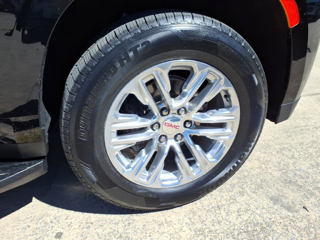 Used 2023 GMC Yukon SLT RWD image 9