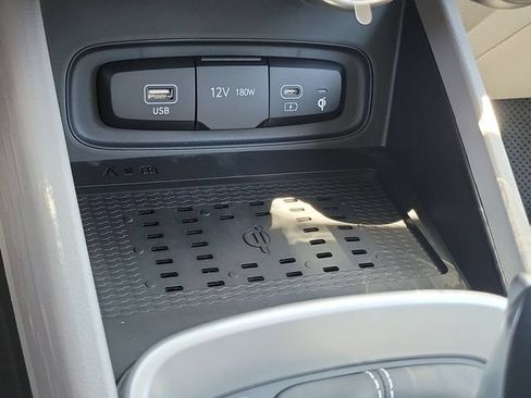 New 2026 Hyundai Venue SEL FWD image 14