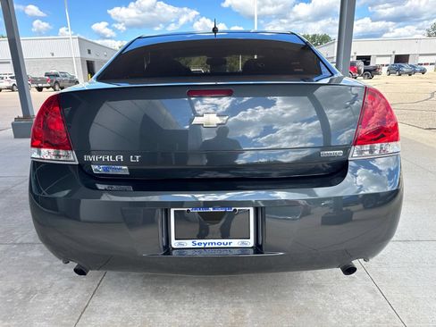 Used 2014 Chevrolet Impala LT w/ LT Sunroof Package FWD image 5