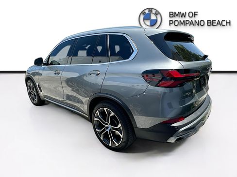 Used 2024 BMW X5 xDrive40i w/ Premium Package AWD/4WD image 6