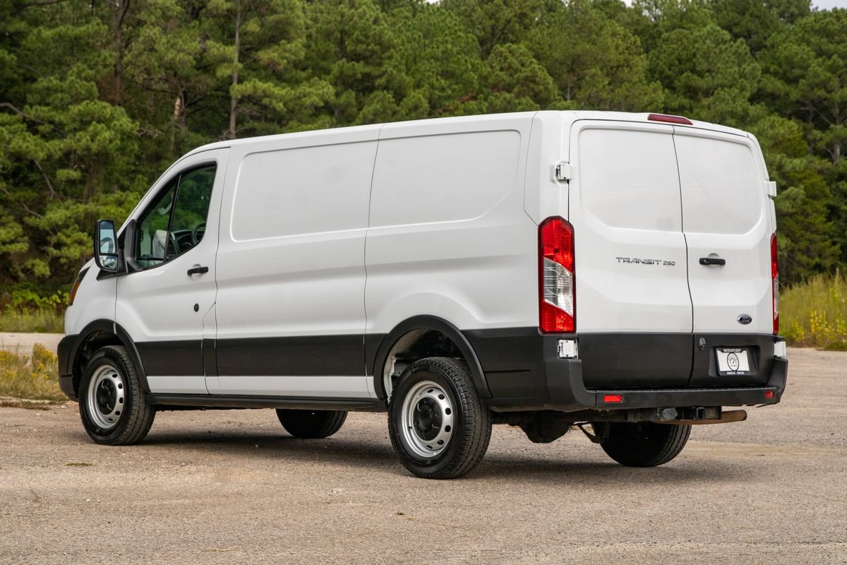 Used 2020 Ford Transit 250 Low Roof RWD image 8
