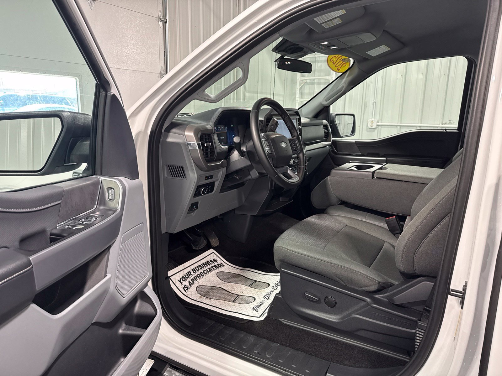 Used 2025 Ford F150 XLT w/ Equipment Group 301A Standard AWD/4WD image 27