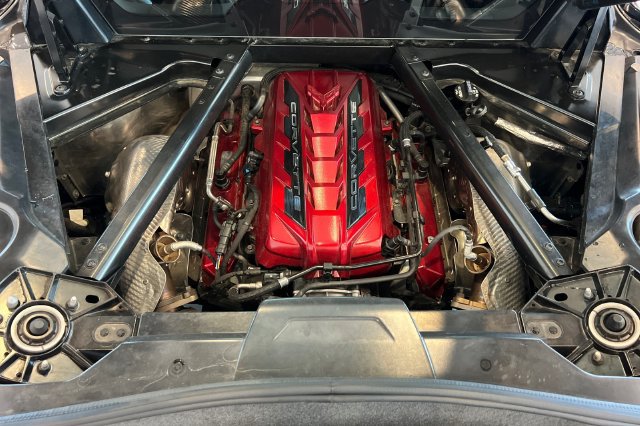 Used 2023 Chevrolet Corvette Stingray Preferred Cpe w/ Z51 Performance Package RWD image 23