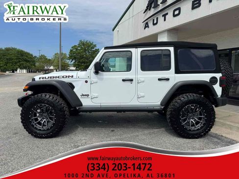 Used 2024 Jeep Wrangler Unlimited Rubicon w/ Capability Package AWD/4WD image 9