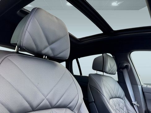 New 2026 BMW X6 xDrive40i w/ Executive Package image 25
