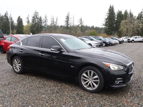Used 2016 INFINITI Q50 Premium image 5
