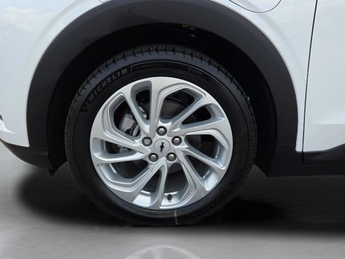 New 2027 Chevrolet Bolt LT w/ Comfort Package image 10