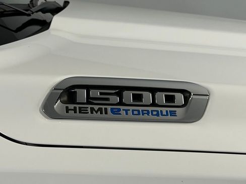 Used 2024 RAM 1500 Limited AWD/4WD image 14