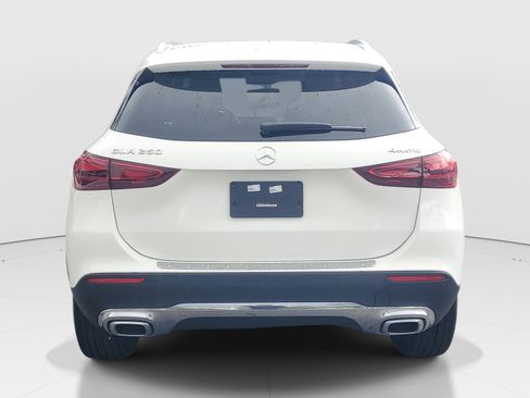 Used 2025 Mercedes-Benz GLA 250 4MATIC image 6