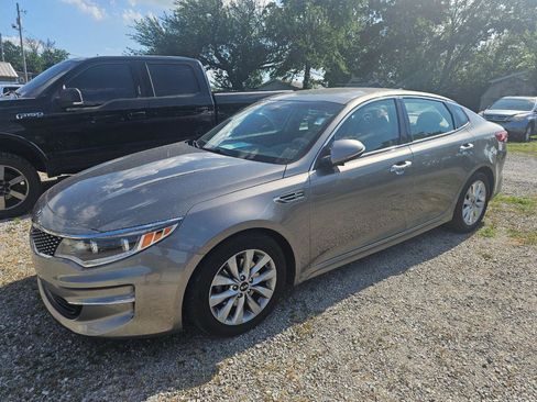 Used 2016 Kia Optima EX FWD image 4