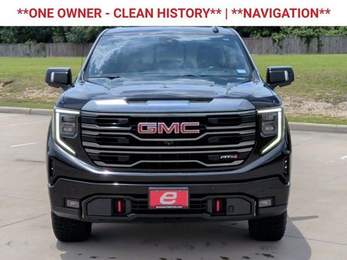 Used 2023 GMC Sierra 1500 AT4 w/ AT4 Premium Package AWD/4WD image 2