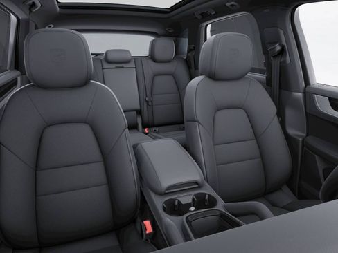 New 2026 Porsche Cayenne AWD/4WD image 10