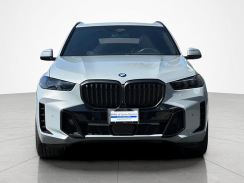 Used 2024 BMW X5 xDrive40i w/ M Sport Package AWD/4WD image 8