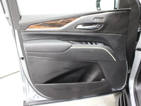 Certified 2024 Cadillac Escalade Premium Luxury w/ Performance Package AWD/4WD image 6